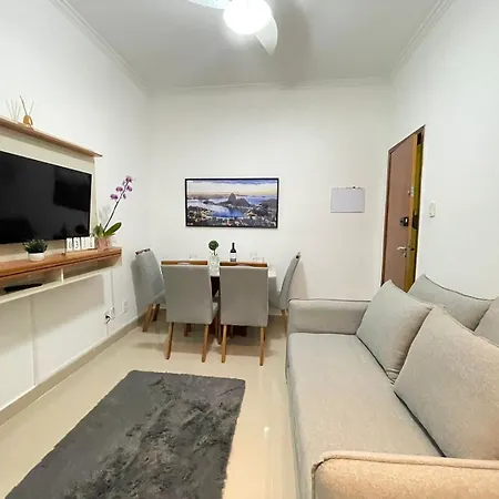 Beautiful Copacabana Beach House Na Quadra Da Praia Rio de Janeiro Exterior photo